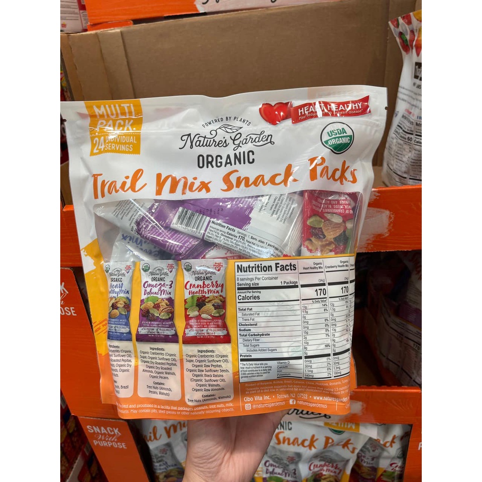 Hạt tổng hợp & trái cây sấy hữu cơ Nature’s Garden Trail Mix
