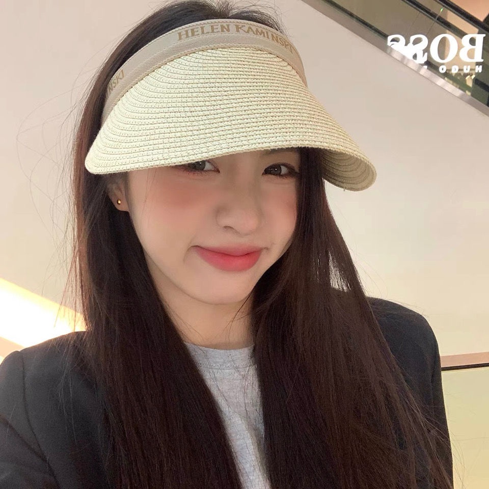 Mũ Cói Du Lịch Hở Chóp Đầu Phối Vòng Màu Kem Thêu Chữ P2160