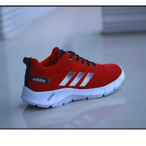 Giày Thể Thao Chạy Bộ Recomended. Adizero Adinova