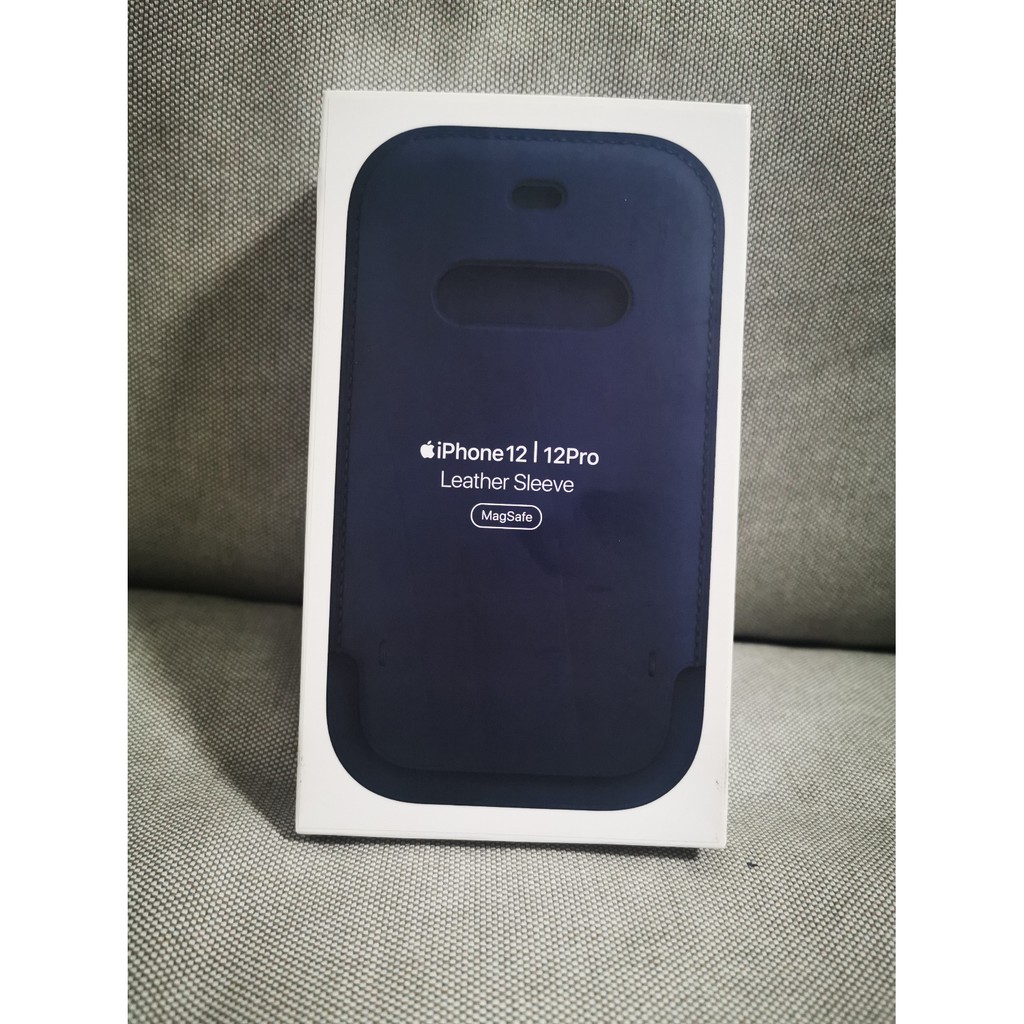 Bao da iphone 12 Magsafe có ngăn đựng thẻ tiện lợi iphone 12 pro max Leather Sleeve with MagSafe
