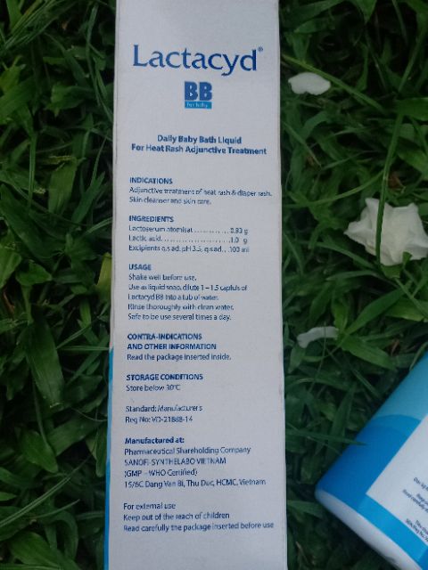 Sữa tắm Lactacyd trị rôm xảy cho bé