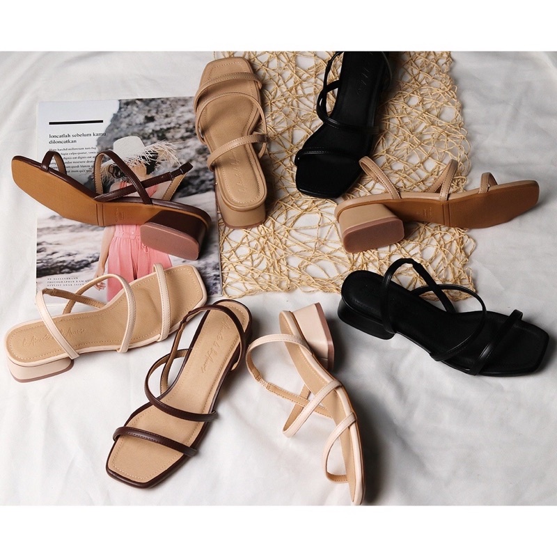 Sandal nữ cao gót 3p quai mảnh gót vuông mũi vuông thời trang