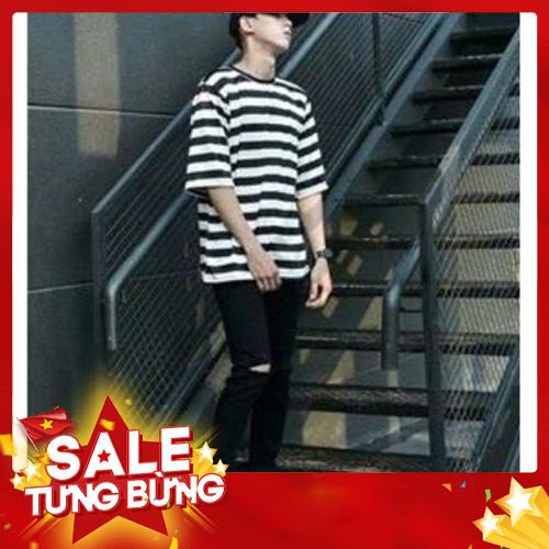 Quần Jean Nam.Jean Rách Gối, mẩu Quần Jean Nam đen trơn Rách gối bán chạy.Jean Rách của shopone - Hàng nhập khẩu