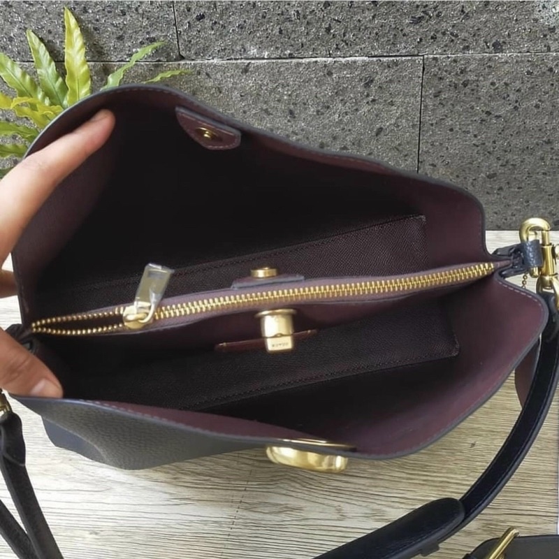 Túi công sở Coach sang chảnh