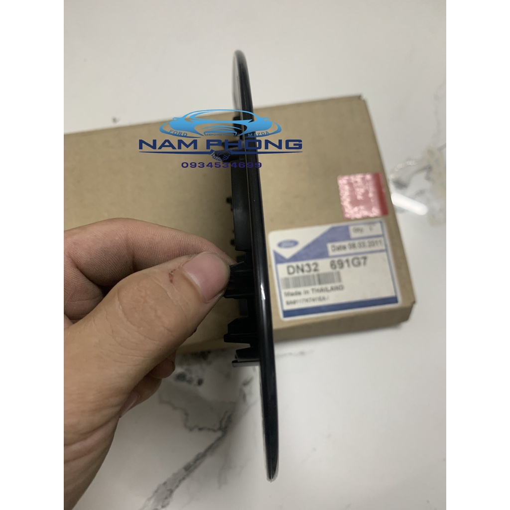 Mặt gương Fiesta 11-17 bên lái LH Có Chấm Có Chữ Thái Xịn Hãng - DN32691G7