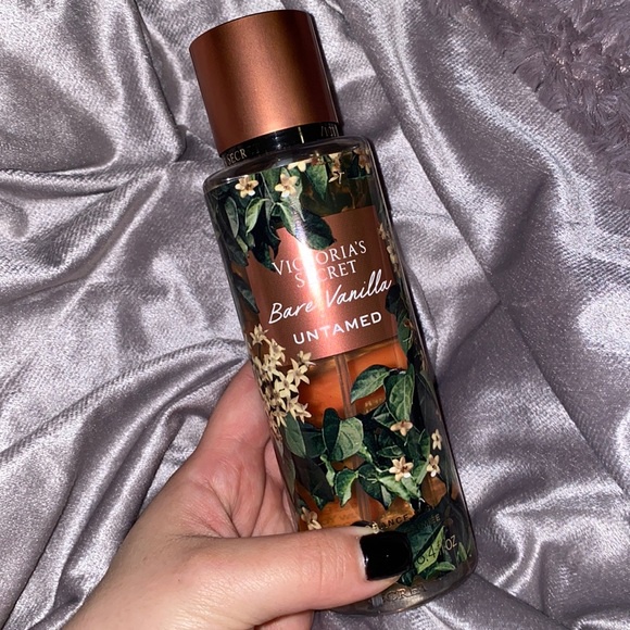 BARE VANILLA UNTAMED - Xịt Thơm Toàn Thân Body Mist Victoria’s Secret