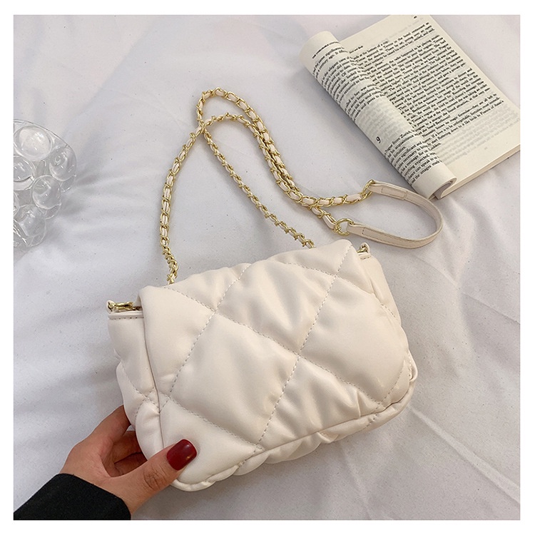 Túi Xách Đeo Vai Hình Đám Mây Mềm Mại Phối Dây Xích Thời Trang 2022 Cho Nữ