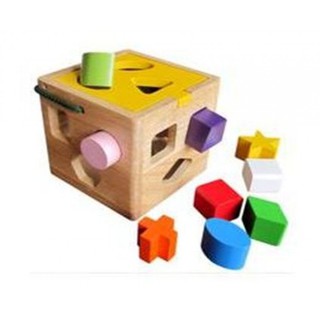 Đồ chơi gỗ - Giỏ thả 12 khối chính hãng Winwintoys 62022