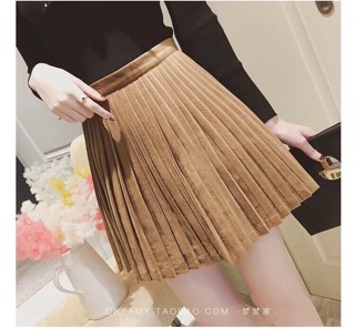 Chân váy xếp ly da lộn