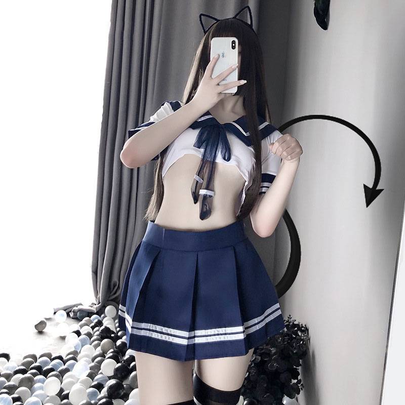 Bộ đồng phục nữ sinh gợi cảm