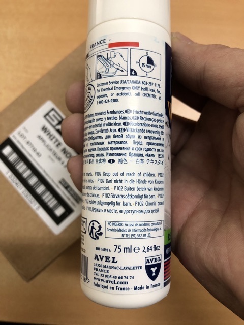 Làm trắng giầy sneaker