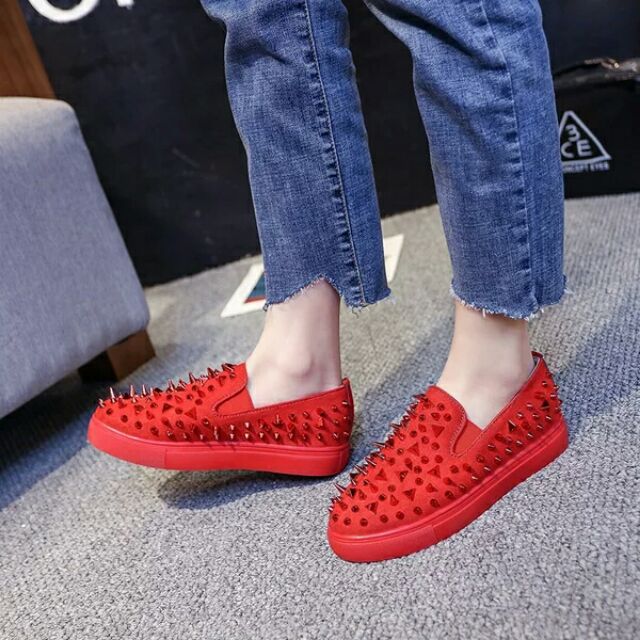 Giày đinh hít 2018