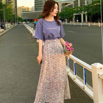 Chân váy hoa nhí siêu xinh