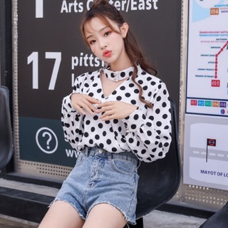 Áo sơ mi bi cổ chocker