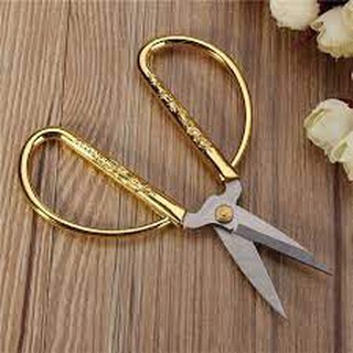 Kéo nhà bếp rồng vàng size to