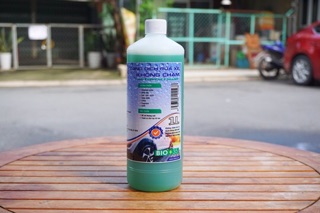 Dung dịch rửa xe không chạm vet 75