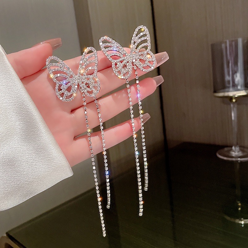 [Cao Cấp] Bông Tai Hàn Quốc Hình Bướm Đính Đá Siêu Sang Qúy Phái Mainia Shop
