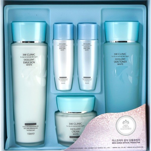 Bộ sản phẩm dưỡng trắng da 3W Clinic từ Hàn Quốc