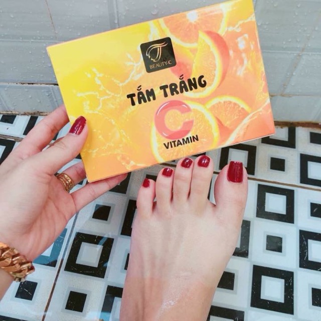 🍊🍊TẮM TRẮNG CAM VITAMIN C 🍊🍊 ❌KHÔNG TRẮNG , KHÔNG BÁN ❌ 🔺 Bật tone ngay lần đầu tắm, lên hẳn 70-80% so với ban đầu