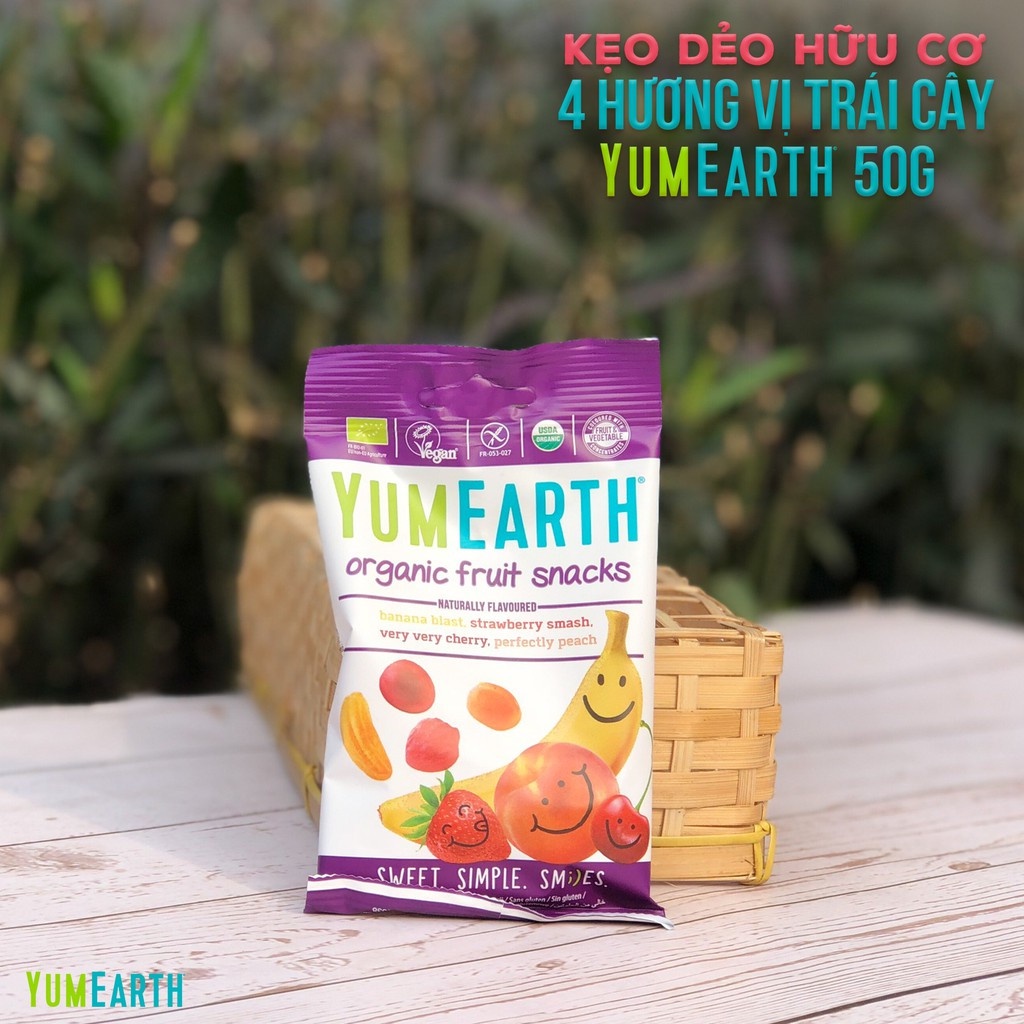 Kẹo dẻo hữu cơ 4 hương vị trái cây Yumearth 50g - Nhập khẩu Pháp