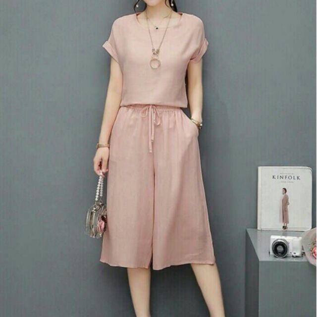 Đồ  bộ  lửng  công  sở