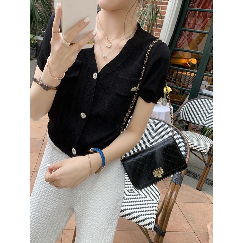 Áo len cộc tay cổ V 2 túi ngực