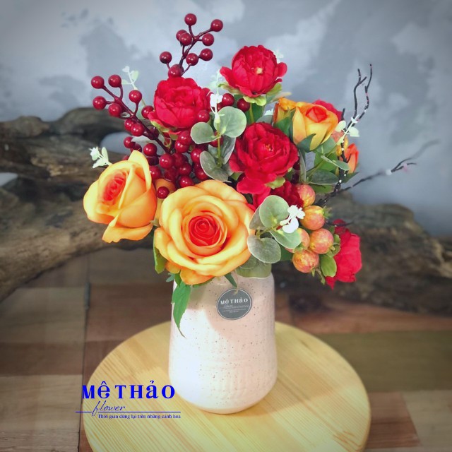 Ảnh shop chụp) Bình Hoa Giả Trang Trí Nhà Cửa, Decor Phòng Khách Chất Liệu Lụa Cao Cấp Mê Thảo Flower