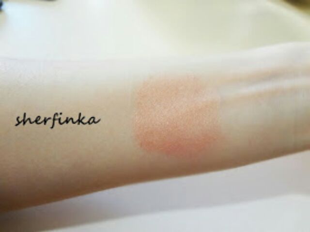 Má hồng The Balm Hot mama