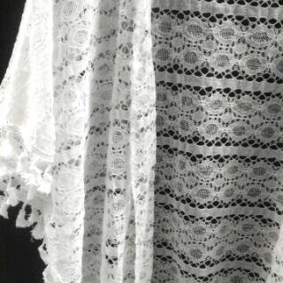 Áo kimono ren đi biển