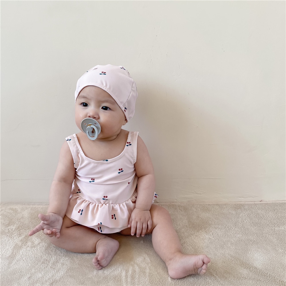 Bộ Đồ Bơi Kèm Nón In Họa Tiết Cherry Xinh Xắn Thời Trang Cho Bé Gái