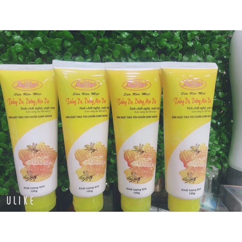 SỮA RỬA MẶT TRẮNG DA MISS WHITE