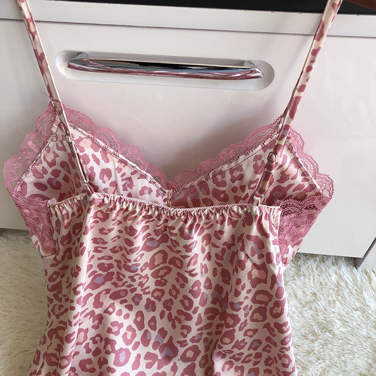 [Mã WARN25 giảm 25k đơn 200k] Bộ ngủ lụa cao cấp phối ren có mút ngực (hàng có sẵn) | BigBuy360 - bigbuy360.vn