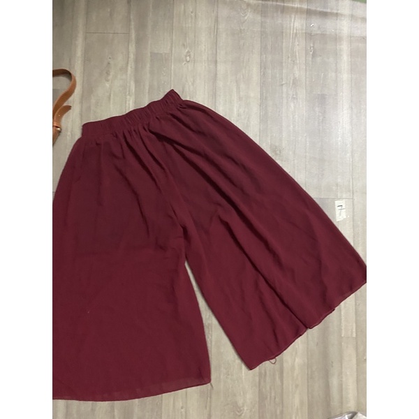 2hand quần đỏ kiểu ống rộng mã 7