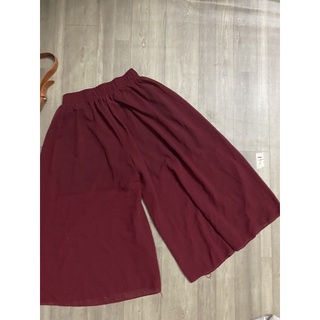 2hand quần đỏ kiểu ống rộng mã 7
