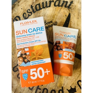 Kem chống nắng ❤️FREESHIP❤️ Suncream Floslek Sun Care Oil Free Sun Protection Tinted Cream 50ml SP34