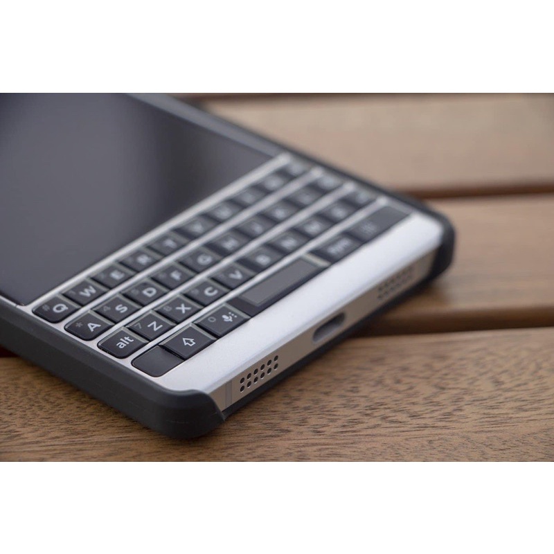 Ốp Lưng Soft Shell Blackberry Key2 Chính Hãng