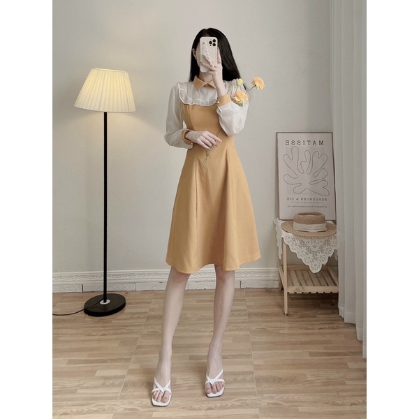 Váy nhung tăm cổ đức