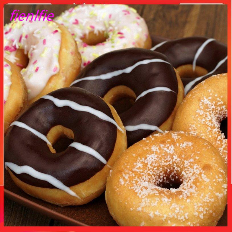 Khuôn Làm Bánh Donut Bằng Nhựa