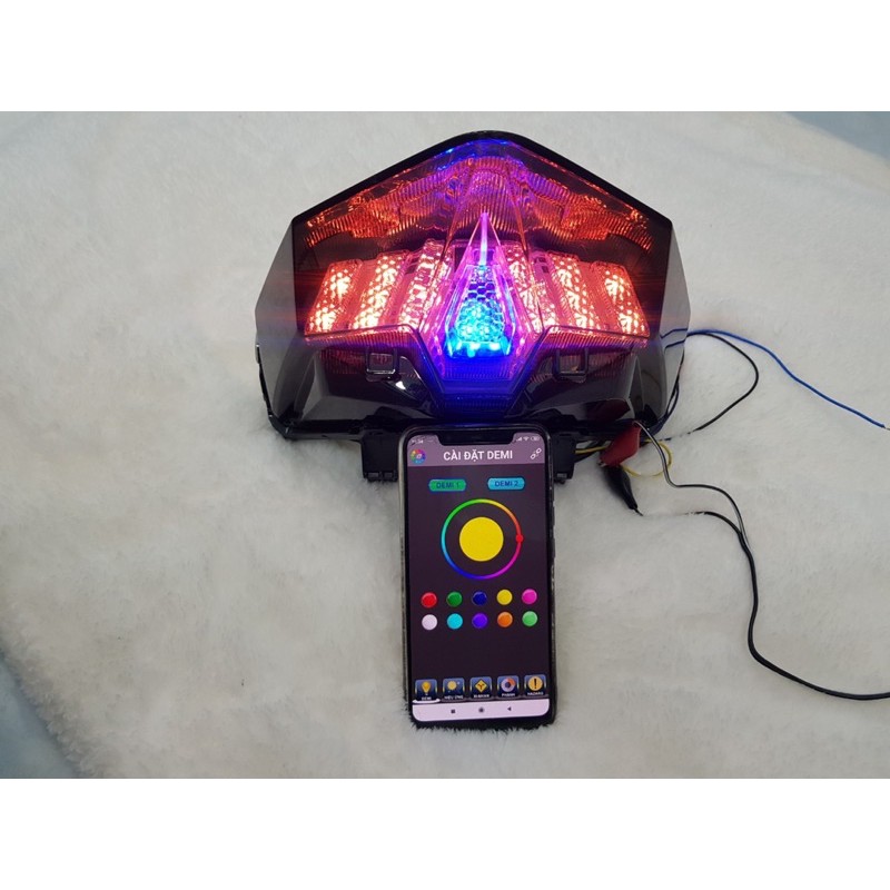 Bộ Đèn Hậu A11 Vario 150 đổi màu qua app