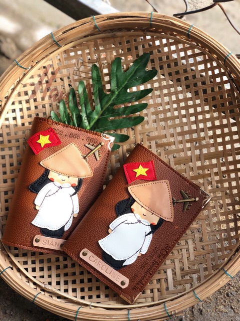 (Chat chốt tên-chọn màu) vỏ hộ chiếu cô gái việt nam - passport cover cô gái mặc áo dài