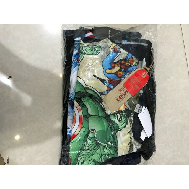 Quần bò xuất dư