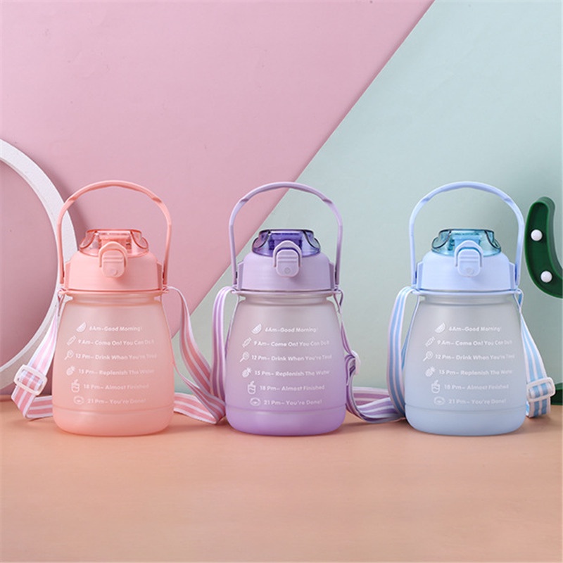 Bình Đựng Nước Uống Có Ống Hút 1,3 Lít Kèm Dây (Tặng Sticker 2D)