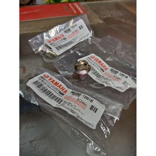 Ốc xả nhớt Sirius Yamaha.