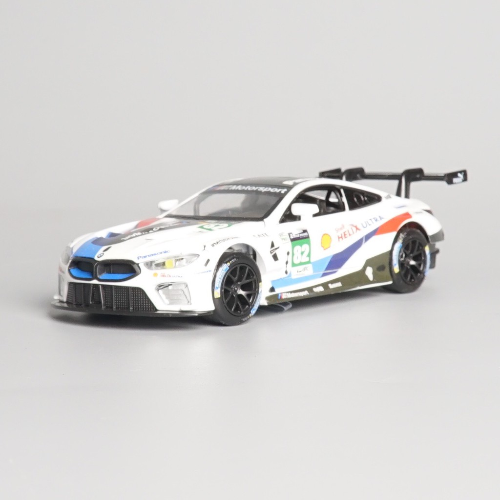 Xe mô hình M8 1/32