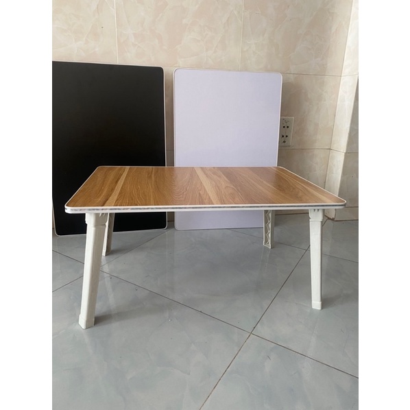 Bàn học chân nhựa gấp gọn