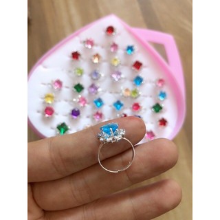 Hộp 36 chiếc nhẫn hợp kim đính đá nhân tạo - SP000612