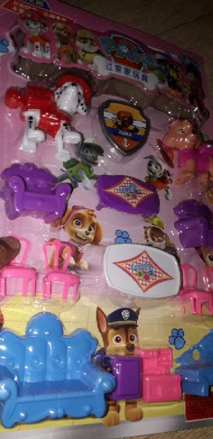 Combo bộ đồ chơi bàn ghế và 2 chú chó Paw bằng nhựa