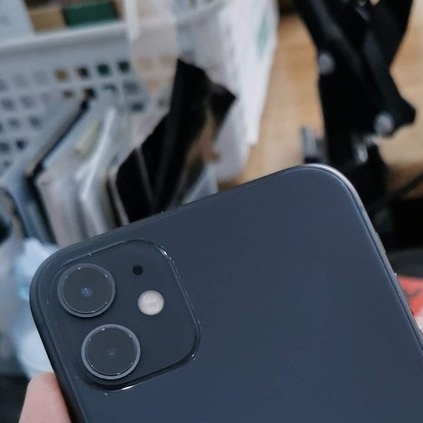 Miếng dán PPF Iphone 11 trong, nhám, đổi màu cao cấp
