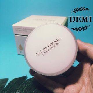 Phấn nước Nature Republic Ampoule Cushion CC