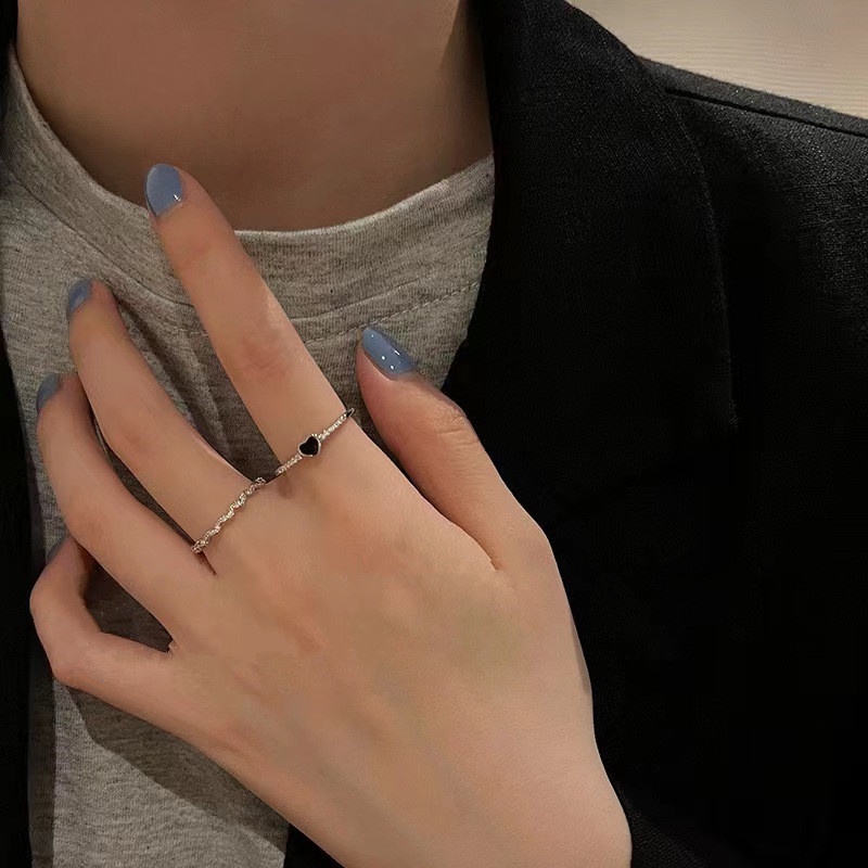 Nhẫn đính đá zircon hình trái tim màu đen đơn giản thời trang nữ tính
